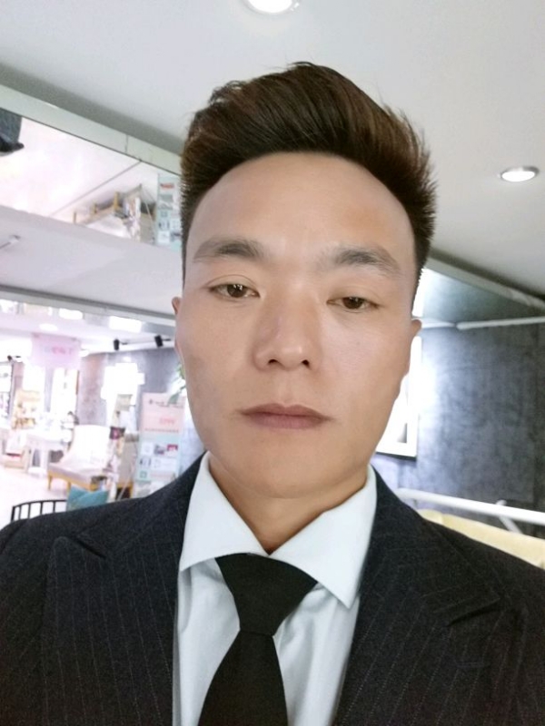 醉酒的蝴蝶的第一张照片--安徽闪婚服务中心