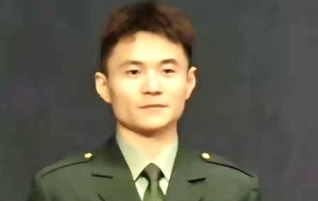 两年又三年的第一张照片--安徽闪婚服务中心