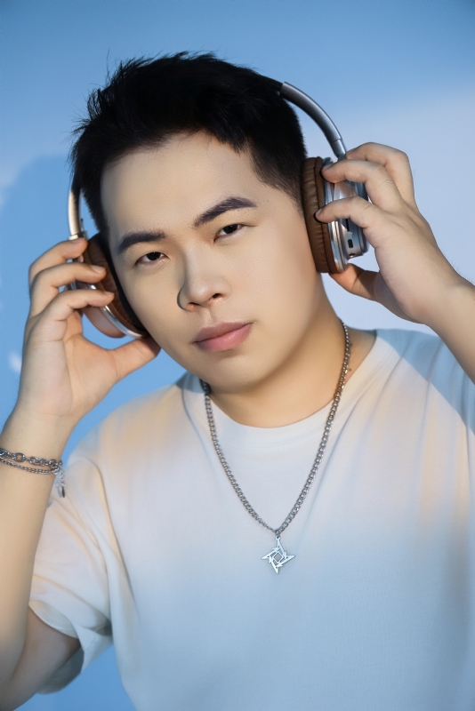 星逆的第一张照片--安徽闪婚服务中心