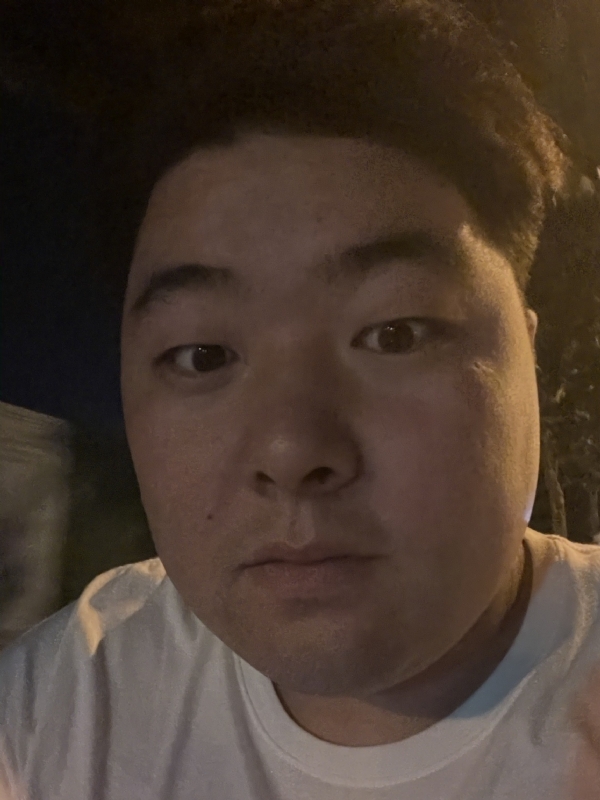 丹尼的第一张照片--安徽闪婚服务中心